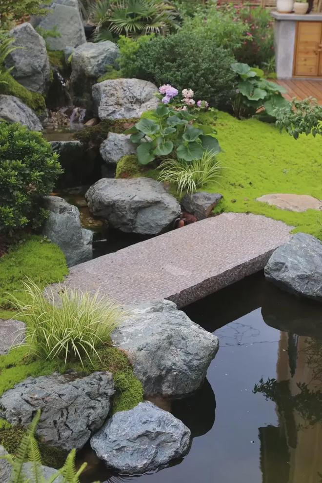 日式别墅庭院水景的设计思路和制作方式