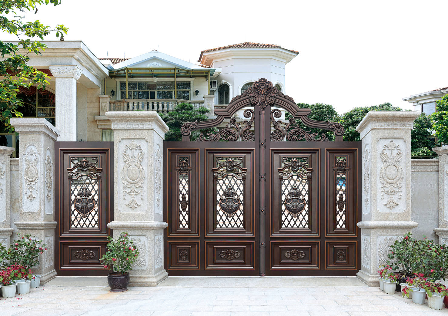 别墅庭院门口空间改造需要关注的三大关键因素：艺术风格，美观性和安全性